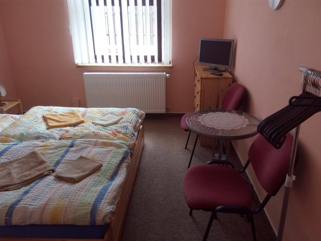U Slunecne Brany Františkovy Lázně Exterior foto